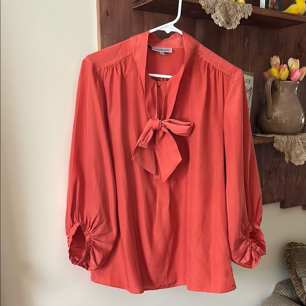 Jennifer Lopez blouse